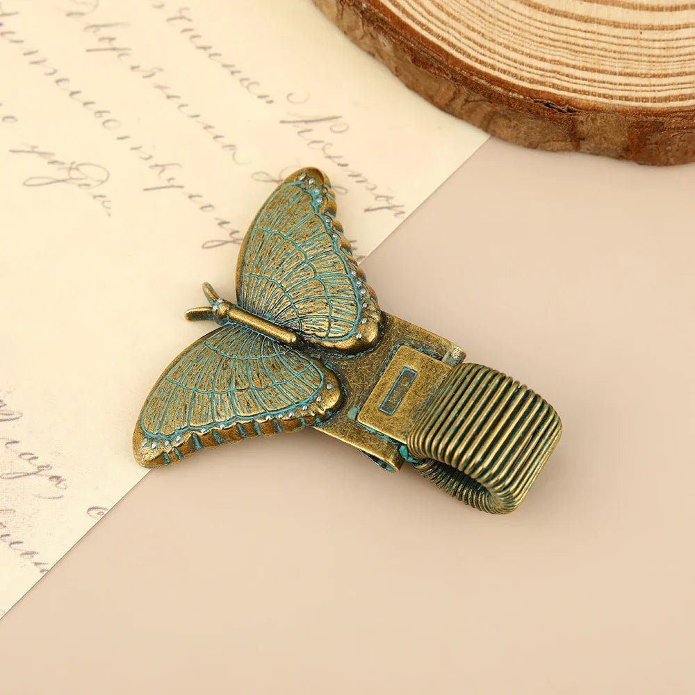 Elegant Vintage Pen Clip